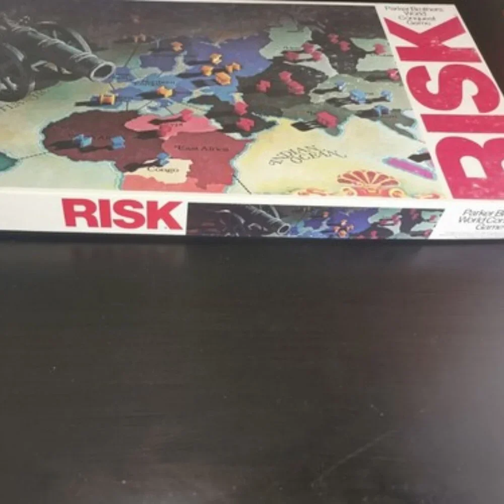 VTG 1980 Parker Brothers RISK World Conquest Board Game